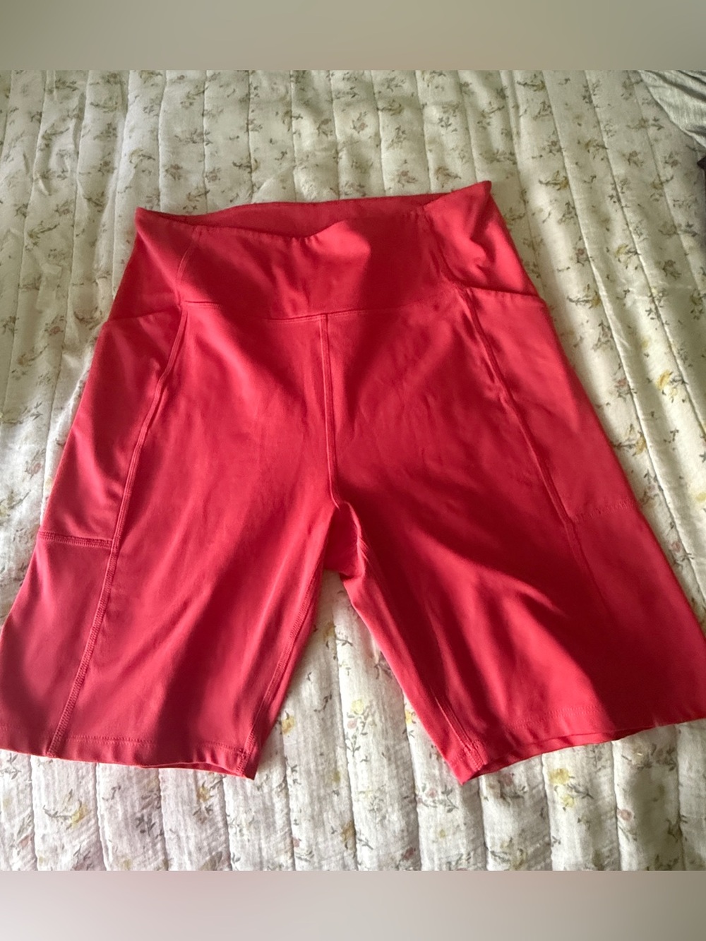 EUC girlfriend collective shorts